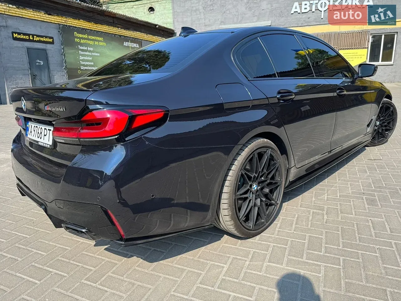 BMW 5 Series 2018 photo 5