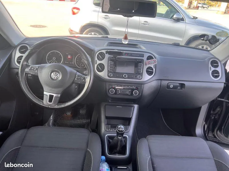 Volkswagen Tiguan 2015 photo 2