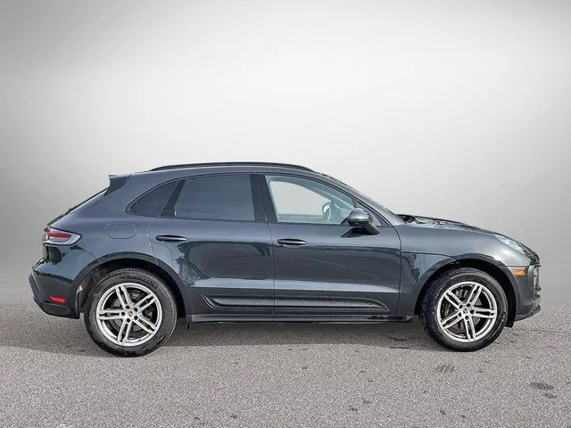 Porsche Macan 2025 photo 4