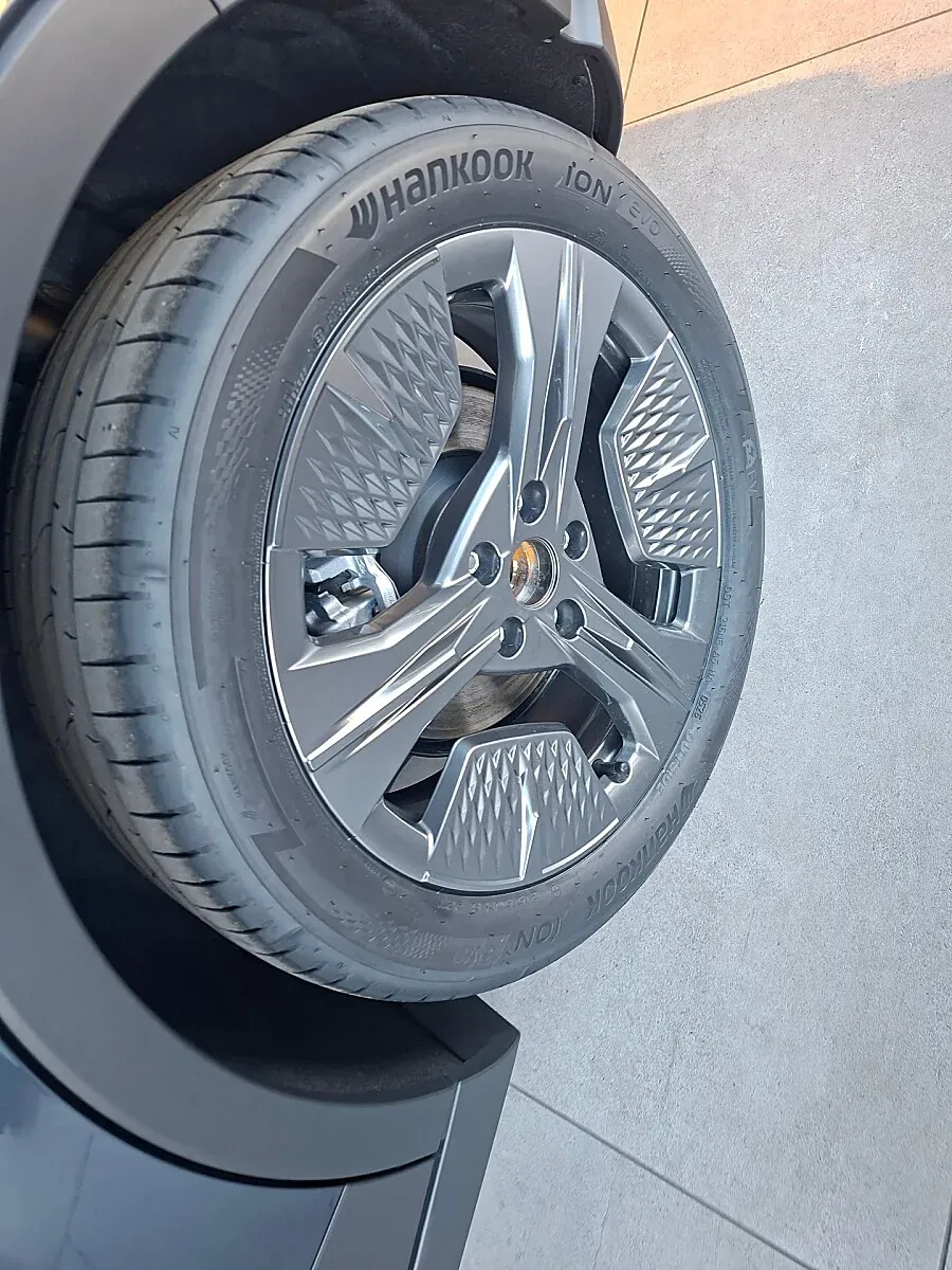 Cupra Raval 2026 photo 3