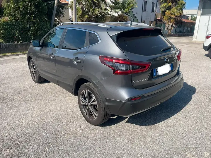 Nissan Qashqai 2018 photo 2