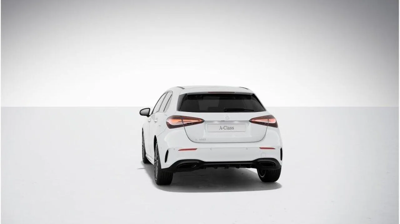 Mercedes-Benz A-Class photo 4