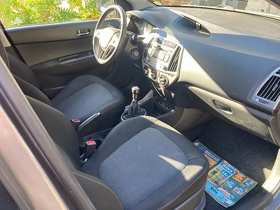 Hyundai I20 2015 photo 5