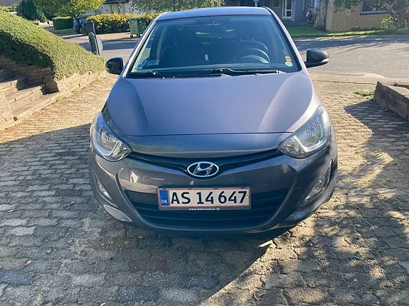 Hyundai I20 2015 photo 4