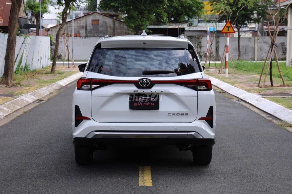 Toyota Veloz 2022 photo 4