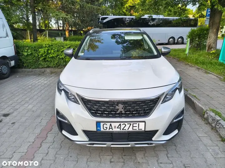 Peugeot 5008 2018 photo 2