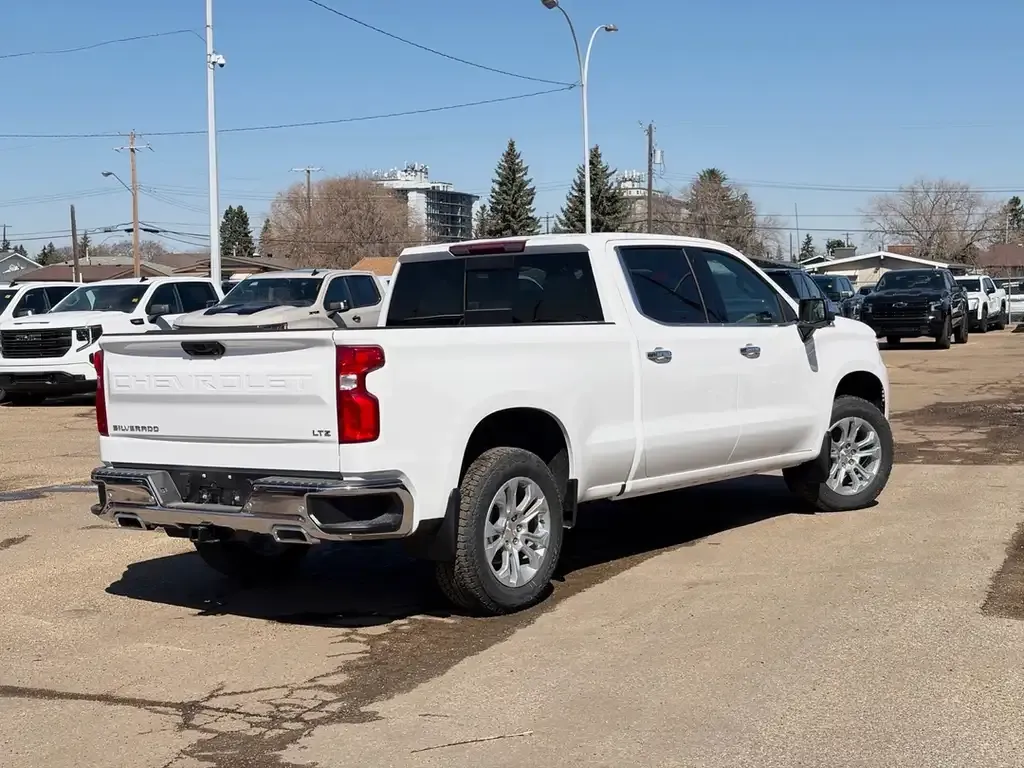 Chevrolet Silverado 1500 2026 photo 3
