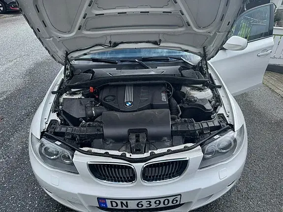 BMW 116D 2010 photo 4