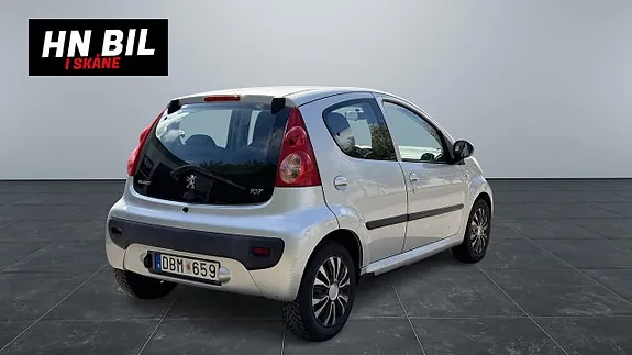 Peugeot 107 2007 photo 4