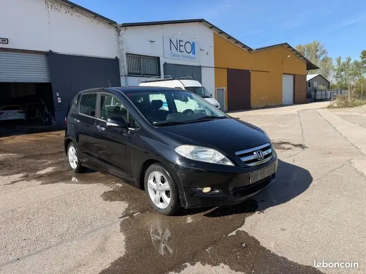 Honda Fr-V 2006 photo 2