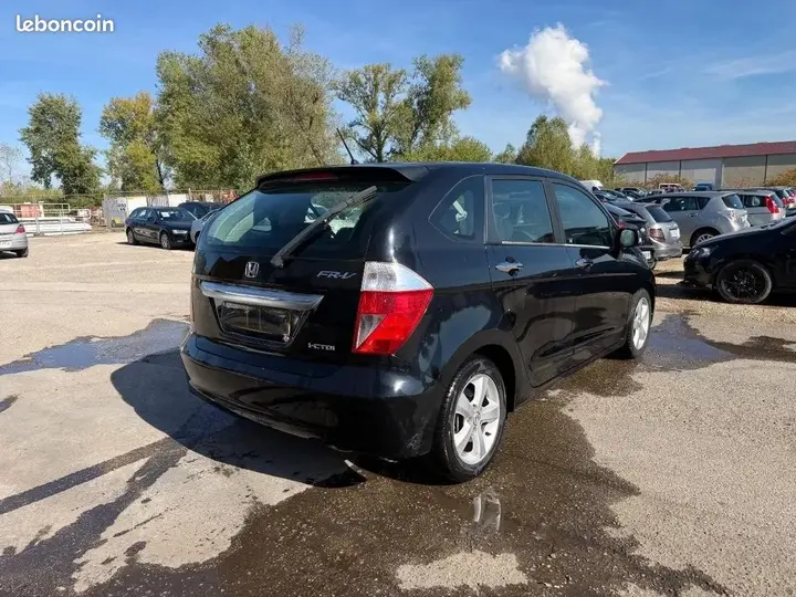 Honda Fr-V 2006 photo 3