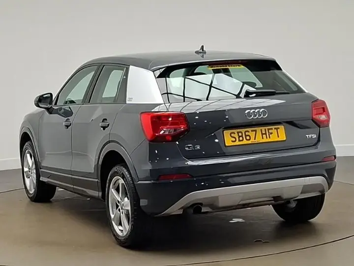 Audi Q2 2017 photo 2