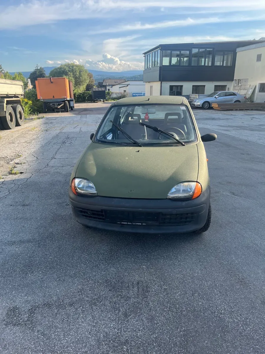 Fiat Seicento 2000 photo 2