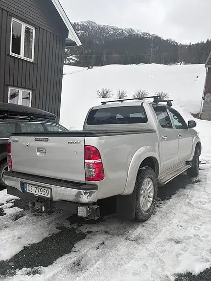 Toyota Hilux 2012 photo 2