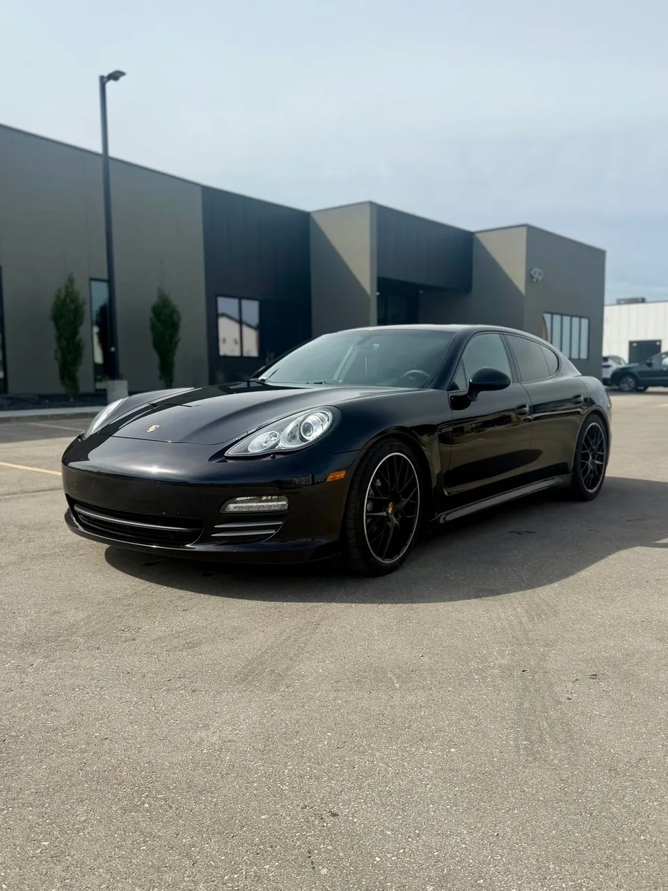 Porsche Panamera 2013 photo 2