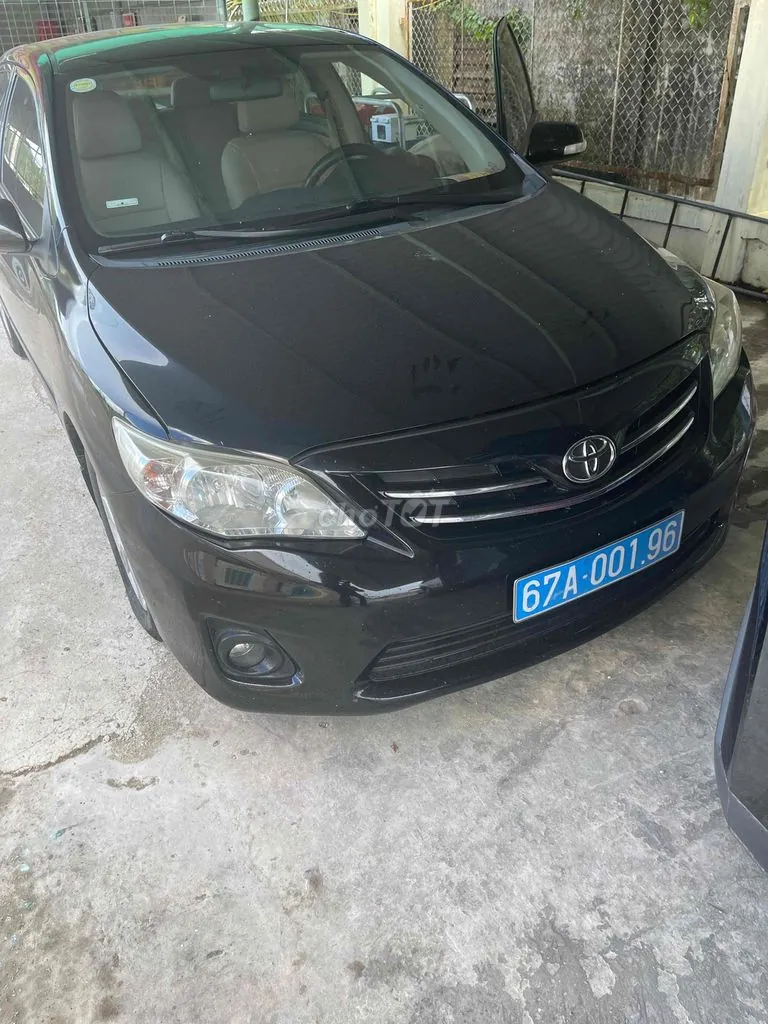 Toyota Corolla Altis 2013 photo 2