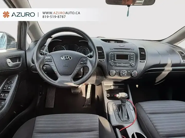 Kia Forte 2015 photo 5