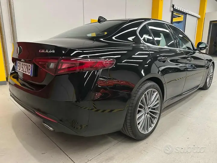 Alfa Romeo Giulia 2016 photo 4