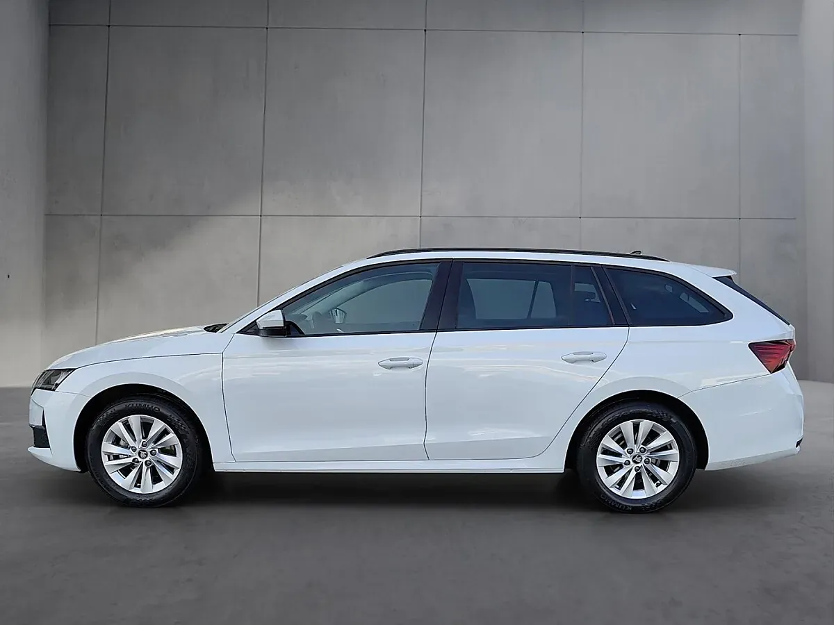 Skoda Octavia 2025 photo 3