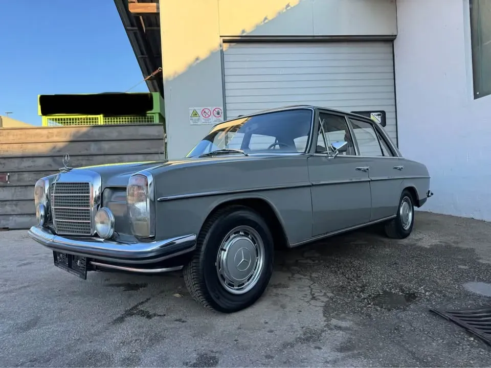 Mercedes-Benz 280