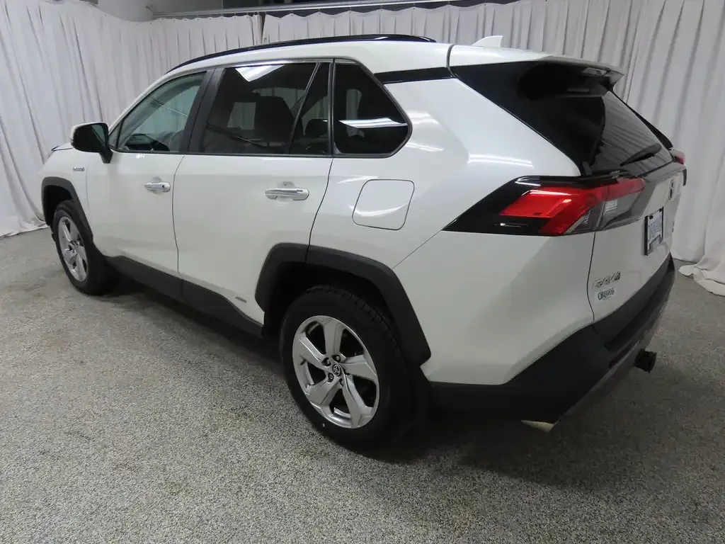 Toyota Rav4 Hybrid 2021 photo 5