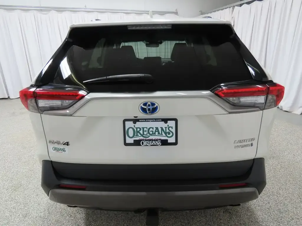 Toyota Rav4 Hybrid 2021 photo 4