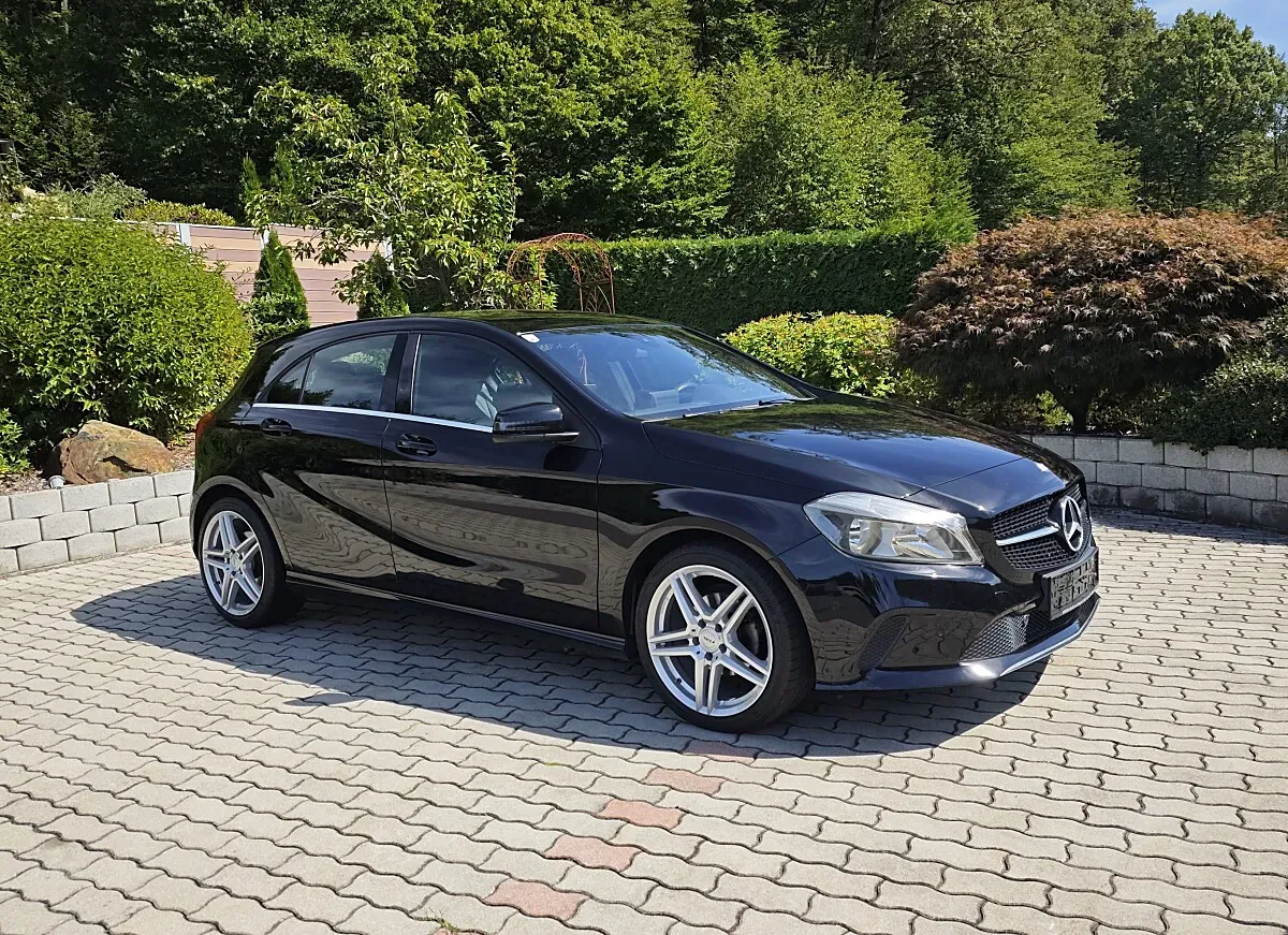 Mercedes-Benz A-Class 2016 photo 3