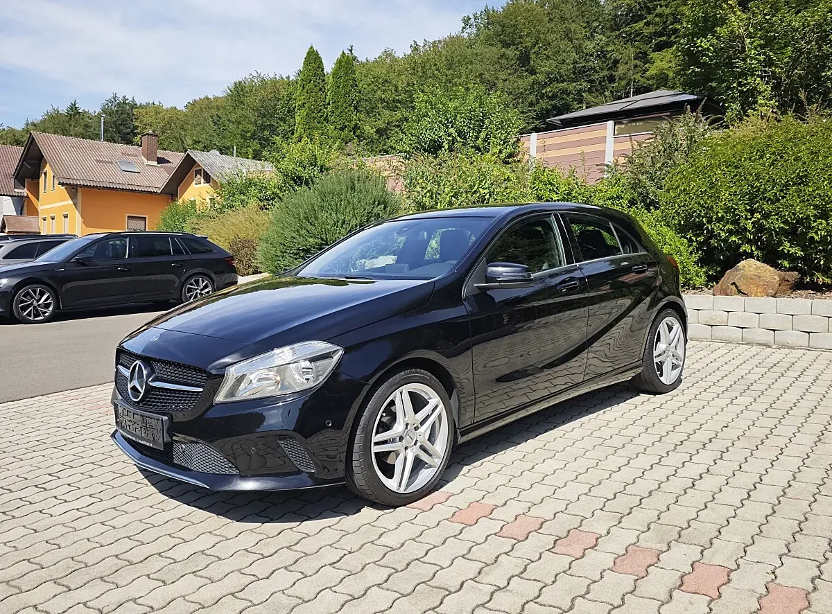 Mercedes-Benz A-Class 2016 photo 2