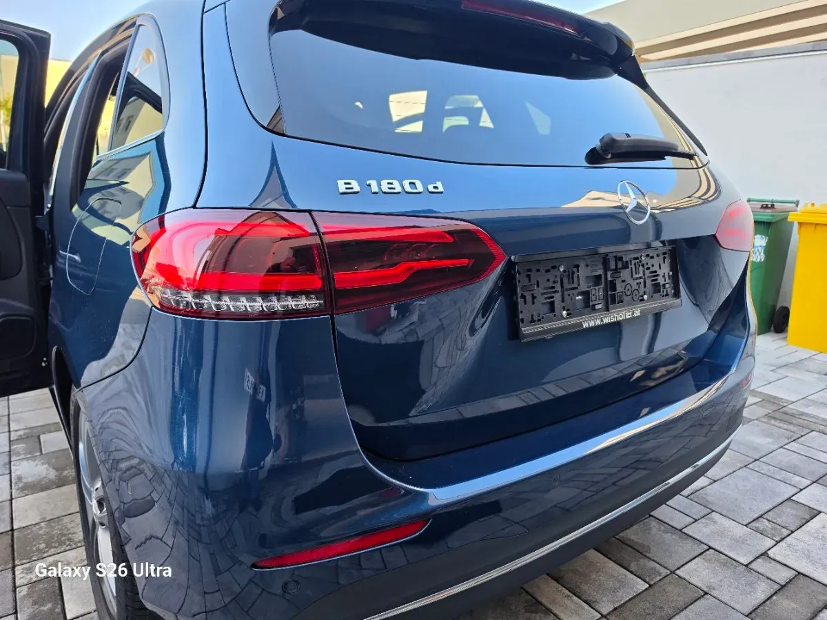 Mercedes-Benz B-Class 2019 photo 3
