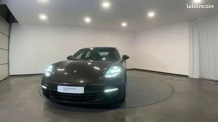 Porsche Panamera 2019 photo 5