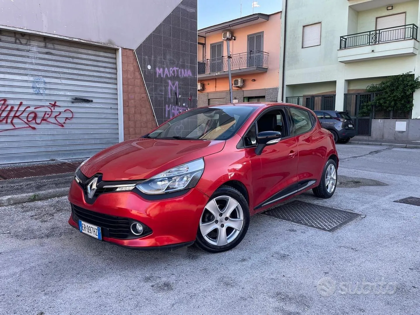 Renault Clio 2014 photo 2