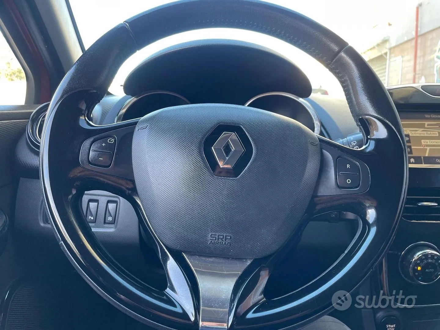 Renault Clio 2014 photo 5