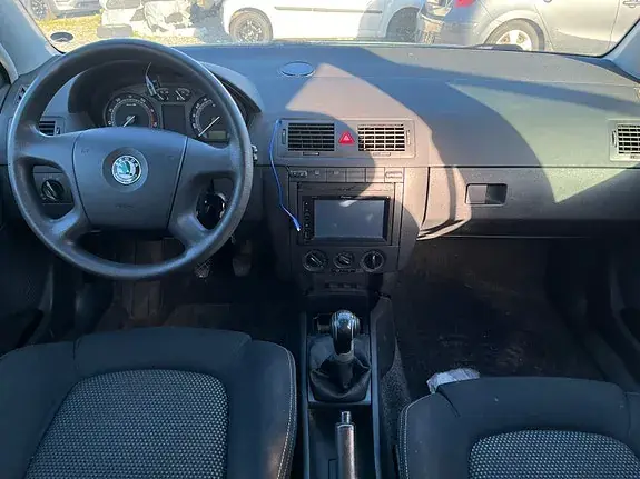 Skoda Fabia 2006 photo 5