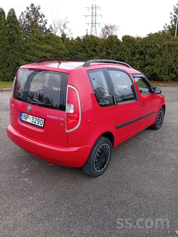 Skoda Roomster 2013 photo 2