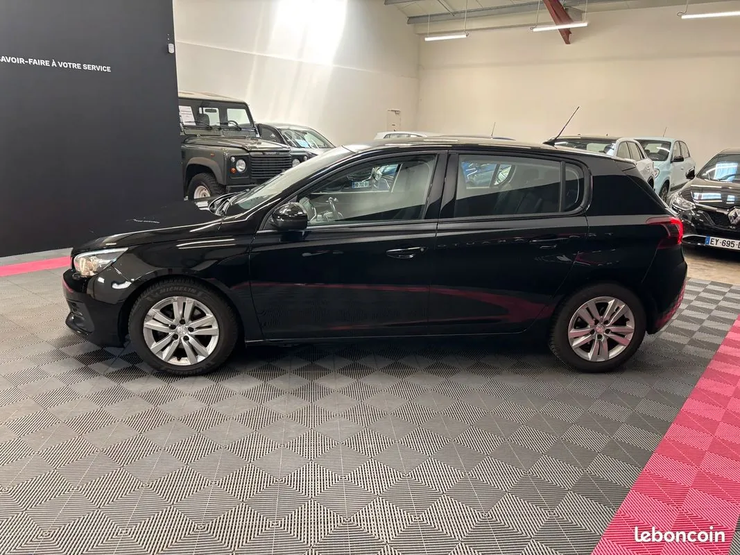 Peugeot 308 2019 photo 4