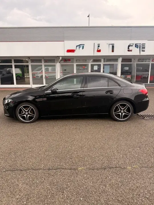 Mercedes-Benz A-Class 2020 photo 3