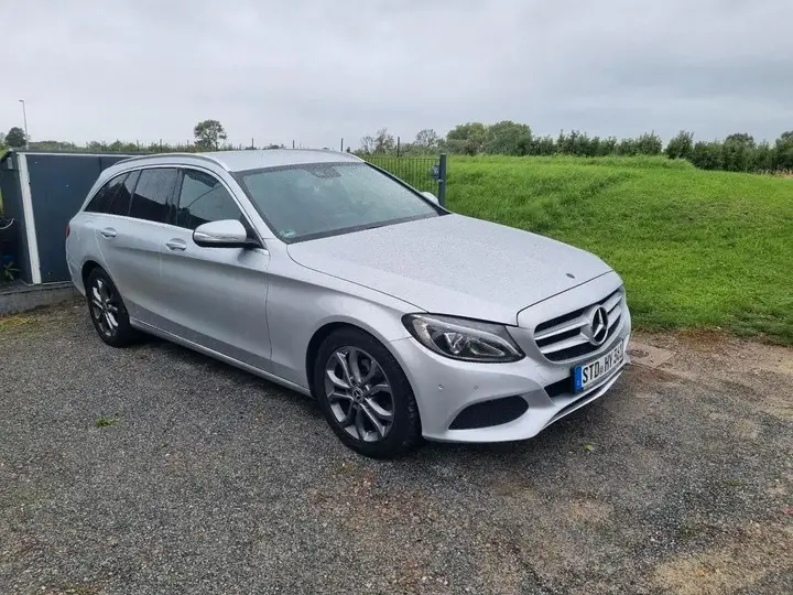 Mercedes-Benz C180