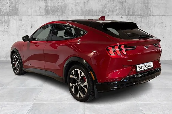 Ford Mustang Mach-E 2021 photo 3