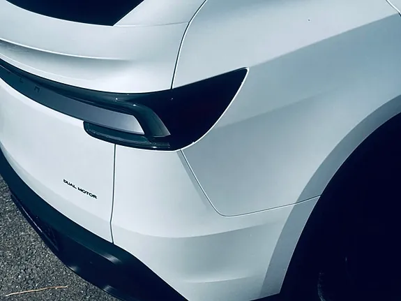 Tesla Model Y 2026 photo 5