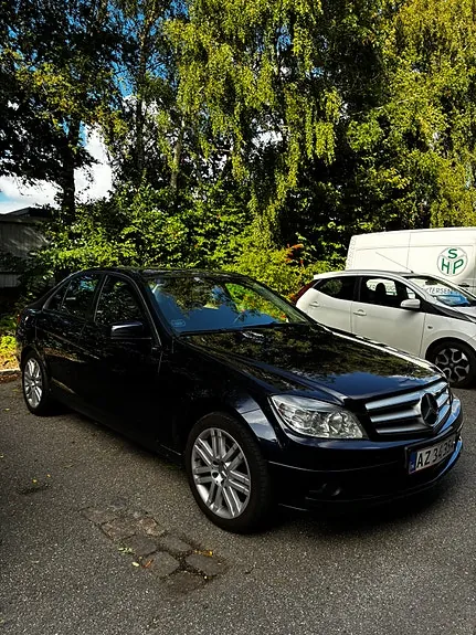 Mercedes-Benz 180 2010 photo 2