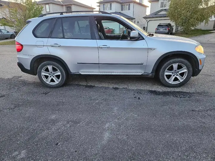 BMW X5 2007 photo 2