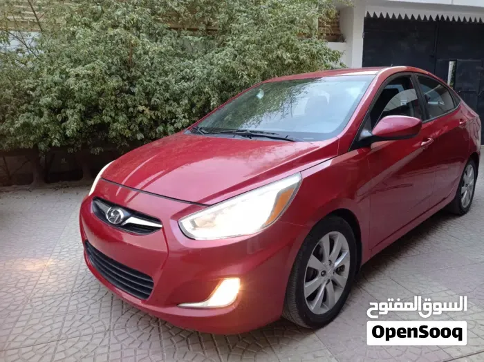 Hyundai Accent 2013 photo 4