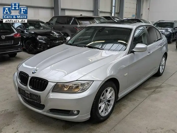 BMW 320I