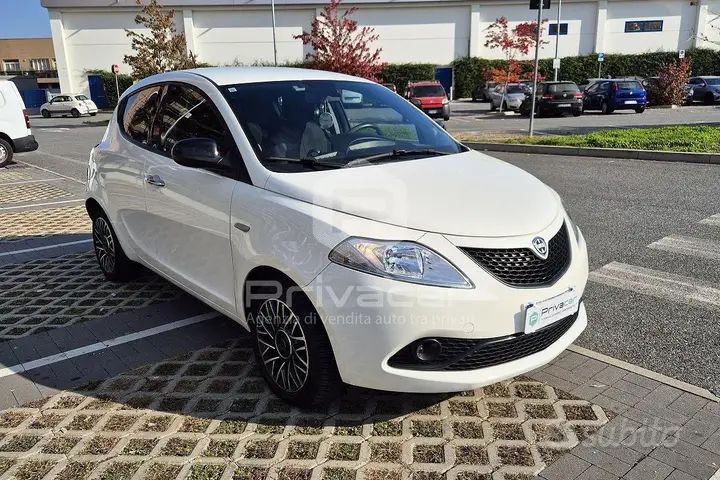 Lancia Ypsilon 2020 photo 3