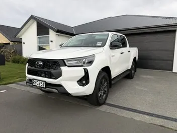 Toyota Hilux 2026 photo 2