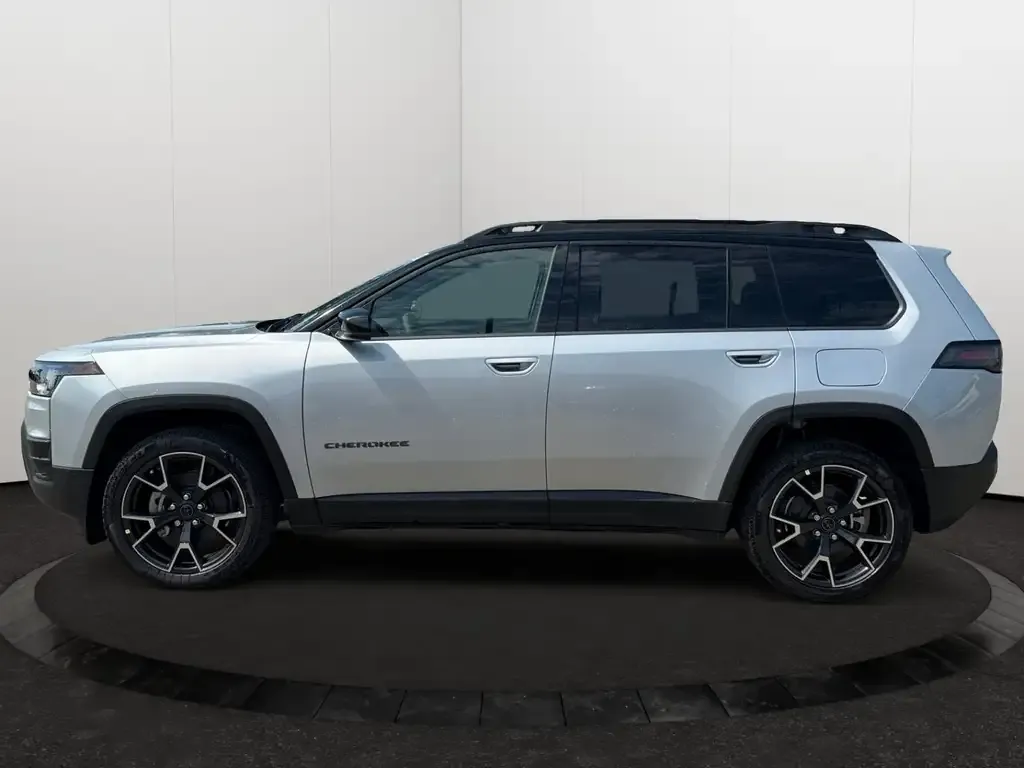 Jeep Cherokee 2026 photo 2