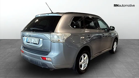 Mitsubishi Outlander 2014 photo 5
