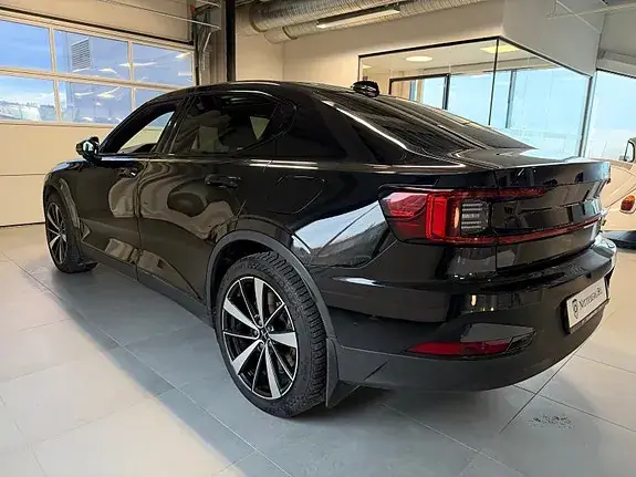 Polestar 2 2023 photo 4