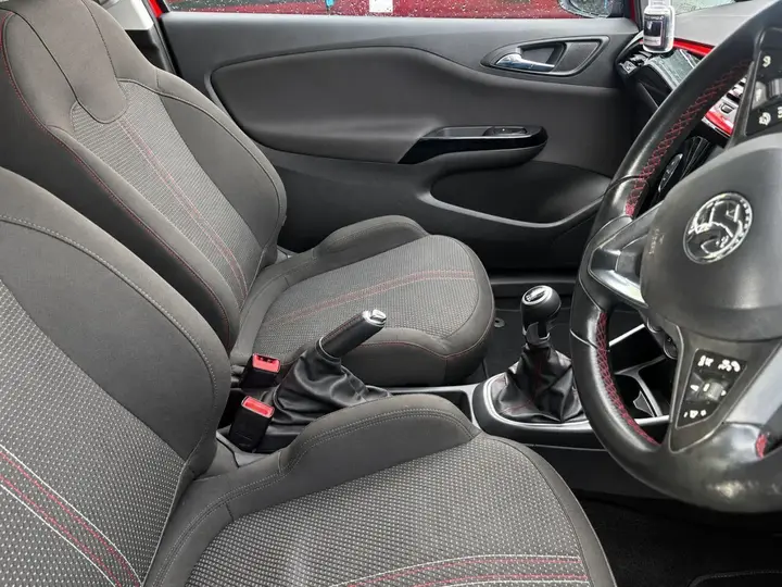 Vauxhall Corsa 2016 photo 2