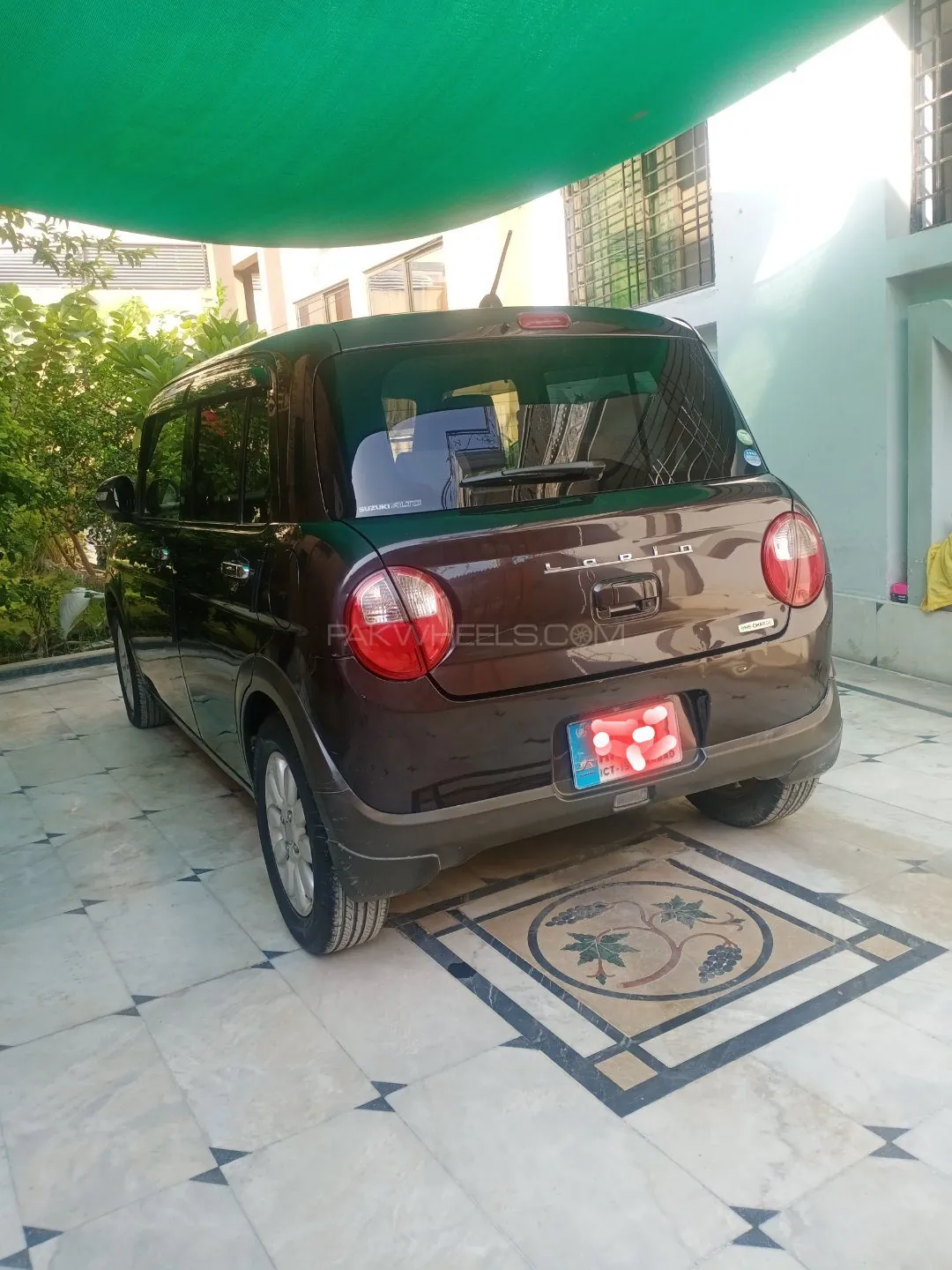 Suzuki Alto Lapin